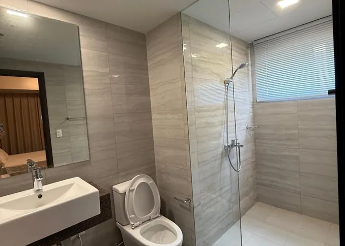 Adjacent 4br, 5br, 6br,7br,8br, 9br, 10br For Group Event & Family Reunion Ii Seaview Or Pool View Ii Next To Okada, Airport, Moa