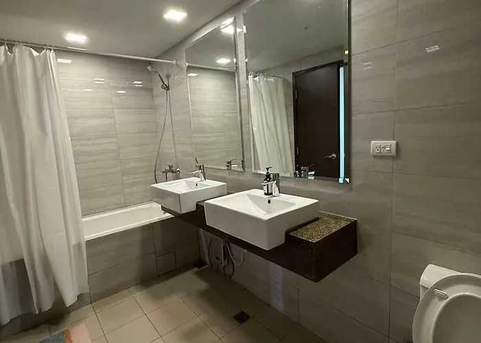 Adjacent 4br, 5br, 6br,7br,8br, 9br, 10br For Group Event & Family Reunion Ii Seaview Or Pool View Ii Next To Okada, Airport, Moa * Manila