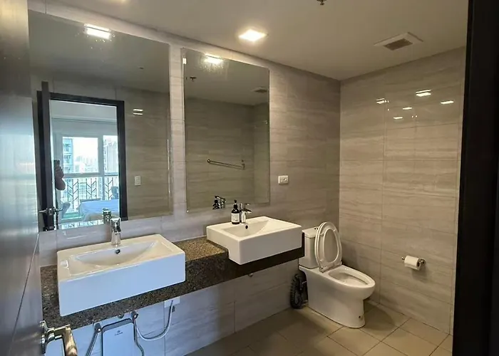 Adjacent 4br, 5br, 6br,7br,8br, 9br, 10br For Group Event & Family Reunion Ii Seaview Or Pool View Ii Next To Okada, Airport, Moa Apartment *
