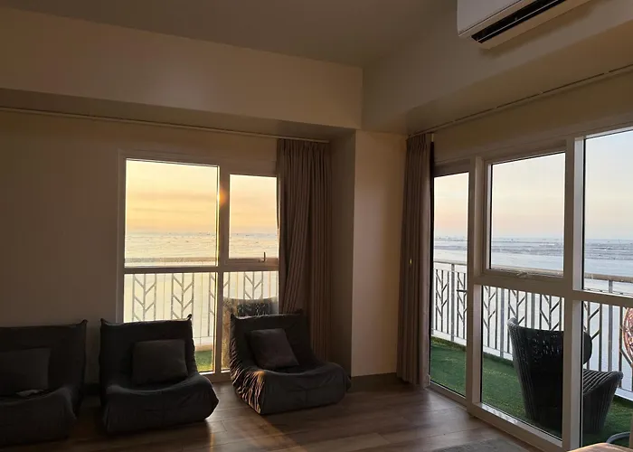 Adjacent 4br, 5br, 6br,7br,8br, 9br, 10br For Group Event & Family Reunion Ii Seaview Or Pool View Ii Next To Okada, Airport, Moa Apartment *