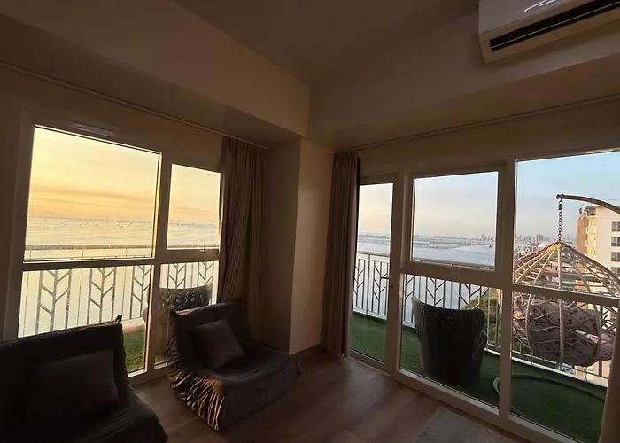 Adjacent 4br, 5br, 6br,7br,8br, 9br, 10br For Group Event & Family Reunion Ii Seaview Or Pool View Ii Next To Okada, Airport, Moa