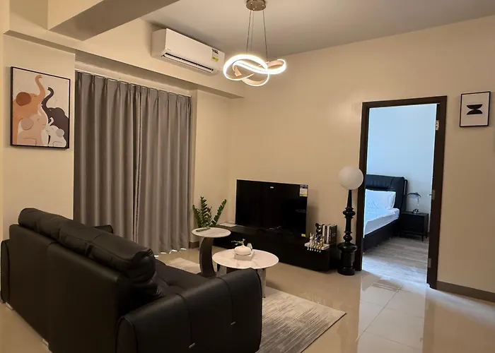 Apartment Adjacent 4br, 5br, 6br,7br,8br, 9br, 10br For Group Event & Family Reunion Ii Seaview Or Pool View Ii Next To Okada, Airport, Moa *
